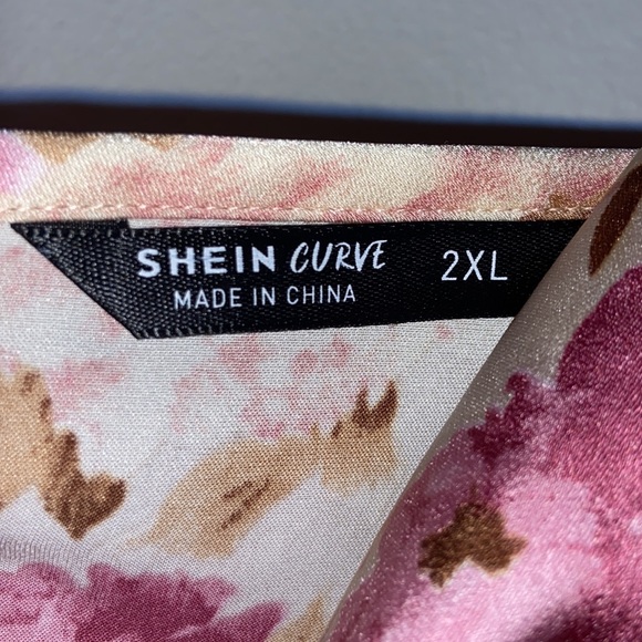 Satin draped staphylococcus dress, left side split - Picture 4 of 4